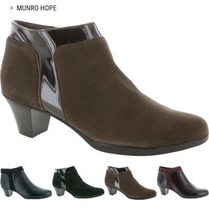 Munro hope bootie brown suede 7.5Narrow